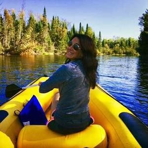 Meet your Posher, Maddi rose